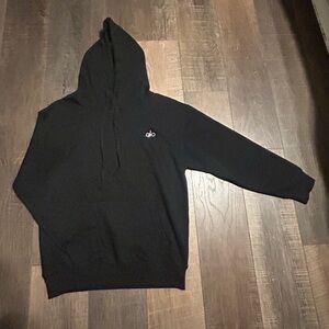 Kids alo hoodie medium